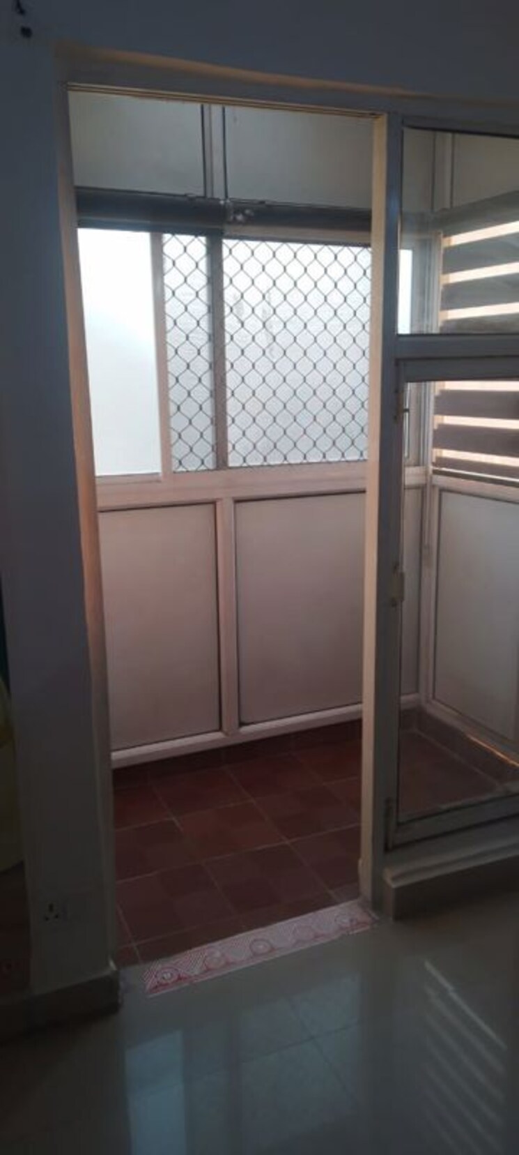 Room, gardenia-golf-city 2 Bedroom 950 Sq.Ft. Apartment In Sector 75 Noida 9750678