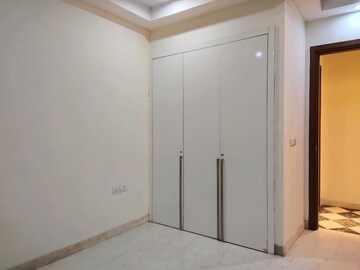 Building Lobby in 3 BHK Builder Floor at East Of Kailash – for Sale