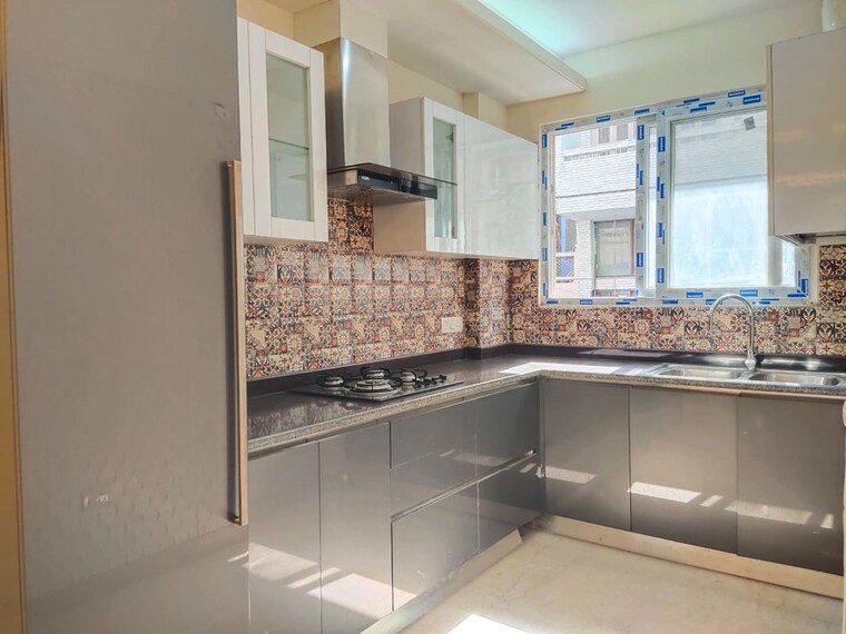 Kitchen, east of kailash 3 Bedroom 1200 Sq.Ft. Builder Floor In East Of Kailash Delhi 9750698