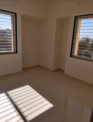 Room in 1 BHK Apartment at Urmila CHS Dhankawadi, Dhankawadi – for Rent