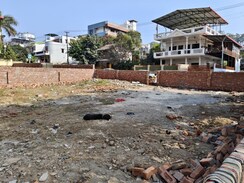 Plot For Sale in Jakhan