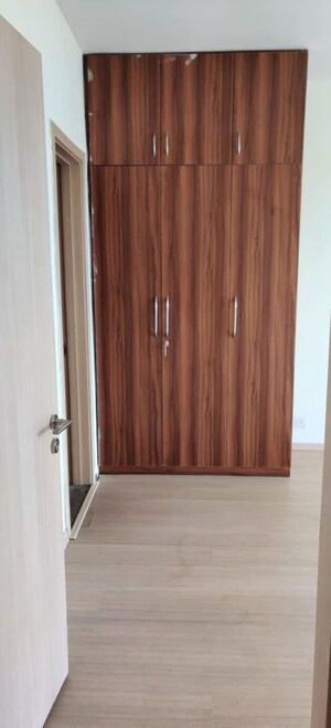 Furnished Amenities in 2.5 BHK Builder Floor at Smart World Gems, Sector 89 – for Sale