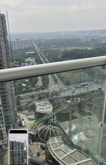 Balcony in 2.5 BHK Apartment at Aurobindo Kohinoor, Serilingampally – for Rent