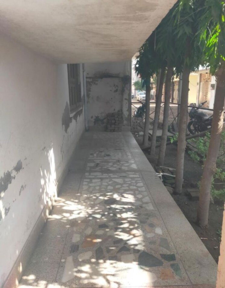 Balcony, kunj vihar 3 Bedroom 1500 Sq.Ft. Independent House In Kunj Vihar Gwalior 9750744