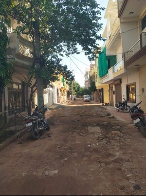 3 BHK Independent House For Sale in Kunj Vihar