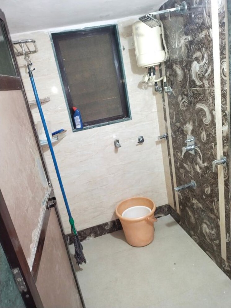 Bathroom, kalyan west 2 Bedroom 1000 Sq.Ft. Apartment In Kalyan West Thane 9750773