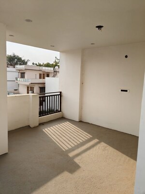 Room in 3 BHK Independent House at Malsi – for Sale