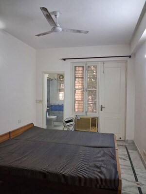 Bedroom in 3 BHK Builder Floor at Unitech South City II, Sector 50 – for Rent
