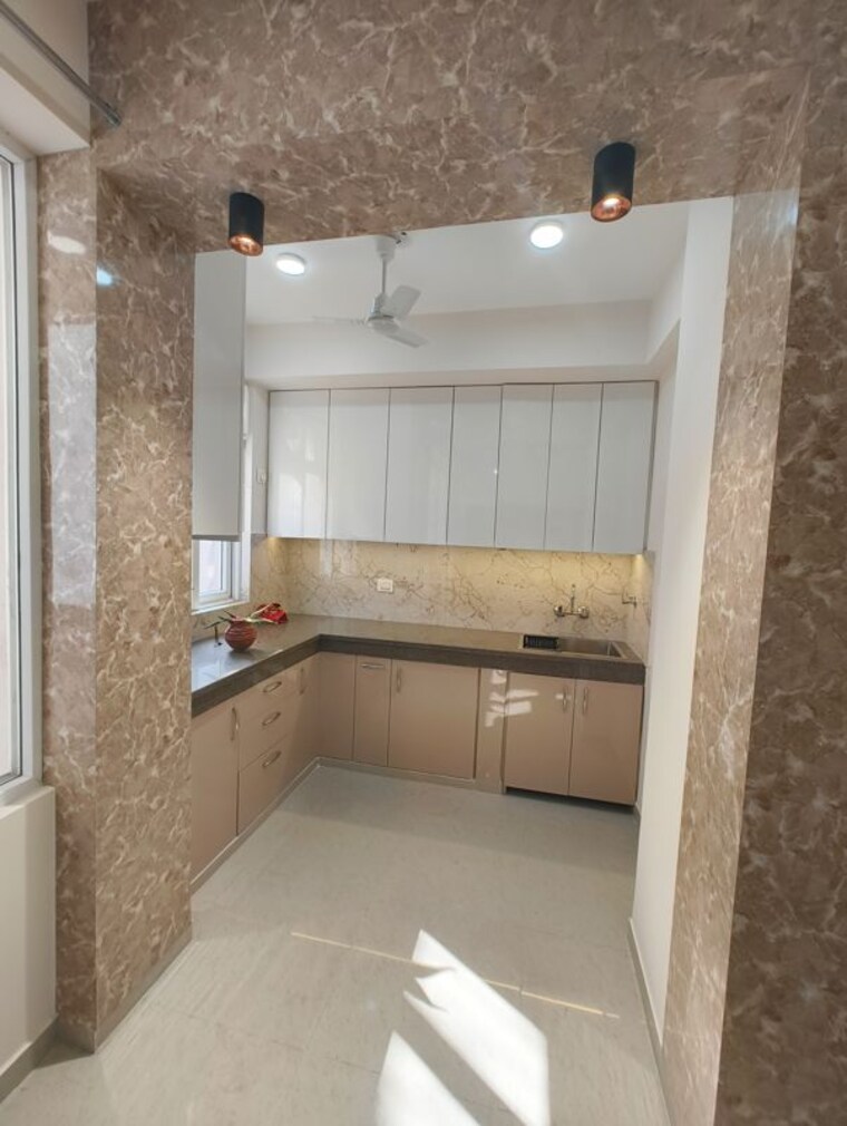 Kitchen, shree-vardhman-green-court 2 Bedroom 626 Sq.Ft. Apartment In Sector 90 Gurgaon 9750822