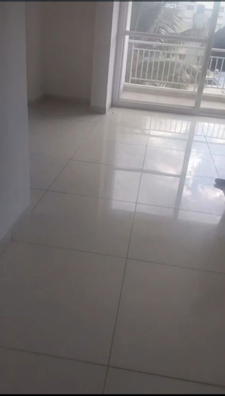 Room, sarakki main road 3 Bedroom 1852 Sq.Ft. Apartment In Sarakki Main Road Bangalore 9750816