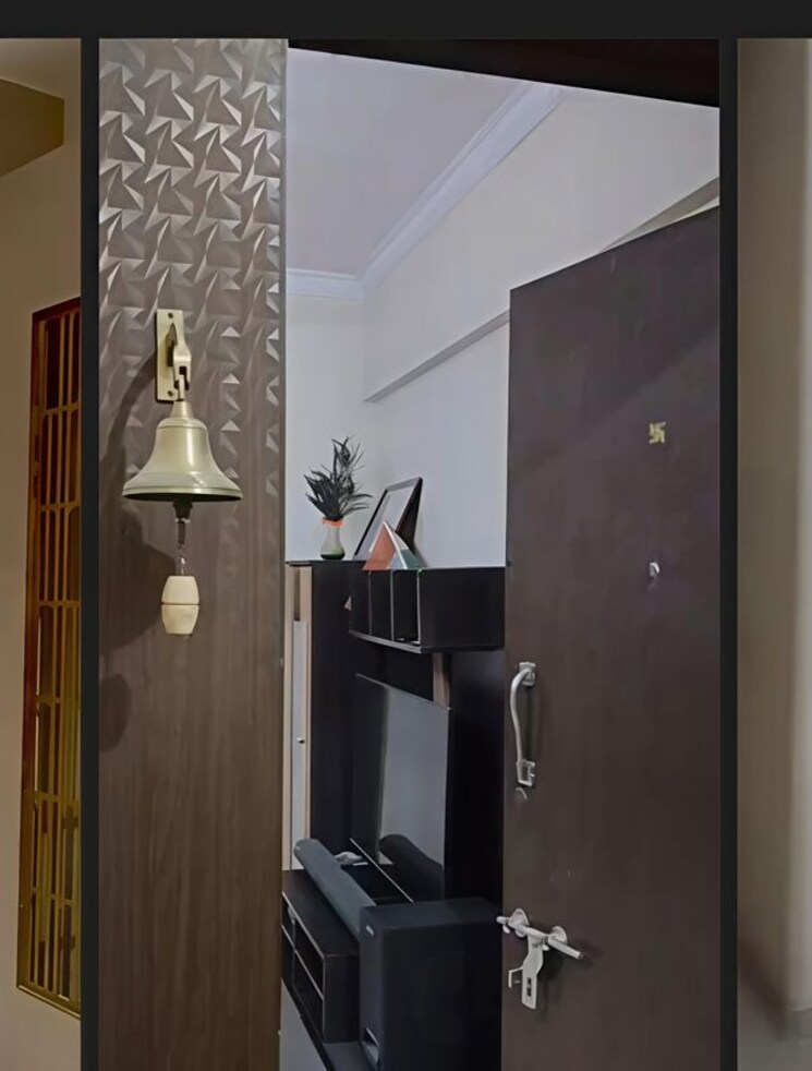 Bathroom, mulund east 2 Bedroom 600 Sq.Ft. Apartment In Mulund East Mumbai 9750843