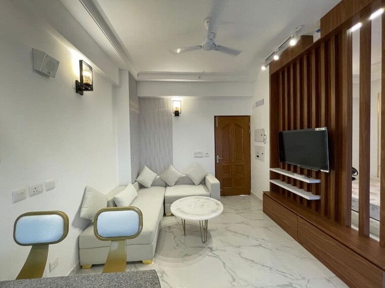 Living Room, alpha ii greater noida Pg For Boys & Girls In Alpha Ii Greater Noida 9750844