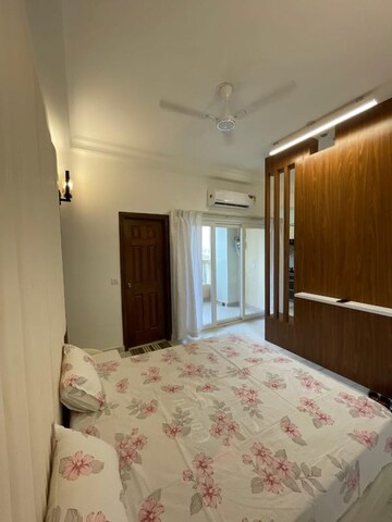 Bedroom in  Pg at Alpha Ii Greater Noida – for Rent