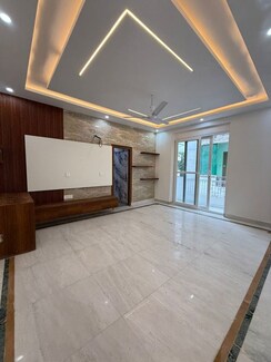 3 BHK + Servant Room Builder Floor For Rent in Ansal Sushant Apartments