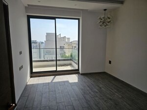 Room in 4 BHK Apartment at ABA County 107, Sector 107 – for Rent