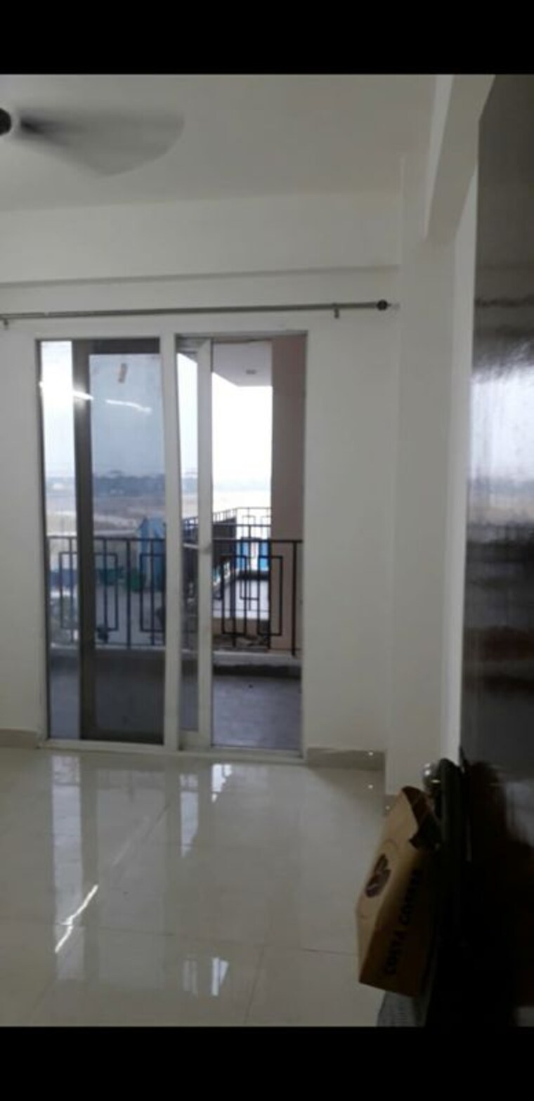 undefined, signature-global-the-roselia 2 Bedroom 670 Sq.Ft. Apartment In Sector 95a Gurgaon 9750920