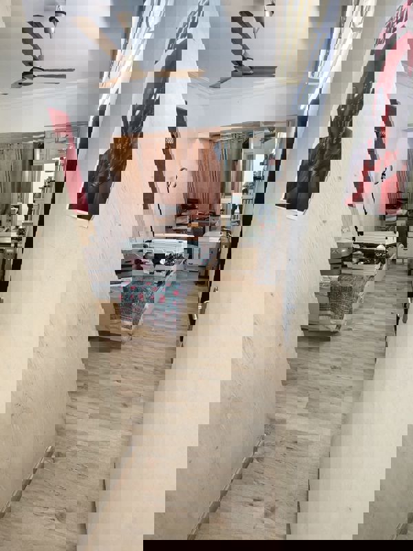 2.5 BHK + Extra Room Apartment For Rent in Heritage Apartments Bandra