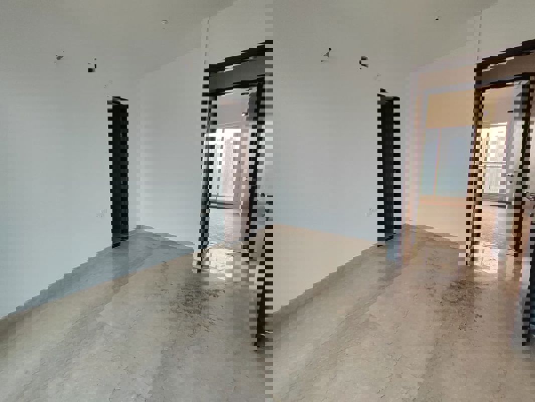 4 BHK + Pooja Room Apartment For Sale in Sheth Avalon