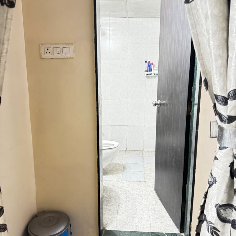 Attached Bathroom, goel-ganga-orchard Studio 380 Sq.Ft. Apartment In Mundhwa Road Pune 9750969