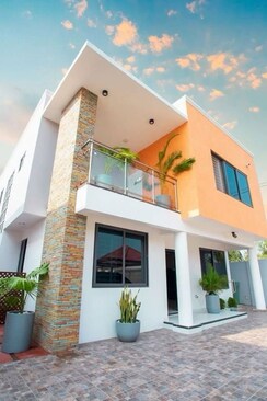 5 BHK + Pooja Room Villa For Sale in Hoskote