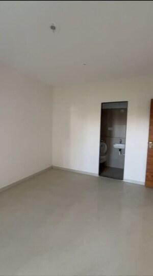 Room in 2 BHK Apartment at Je and Vee Madhuban, Malad East – for Sale