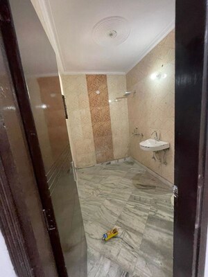 Bathroom in 3 BHK Builder Floor at Green Fields Colony – for Sale