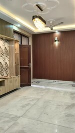 3 BHK + Pooja Room,Servant Room,Study Room,Extra Room 190 Sq.Yd. Builder Floor in Green Fields Colony