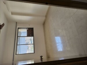 Room in 2 BHK Apartment at Raj Paradise B Wing CHS Ltd, Andheri East – for Rent