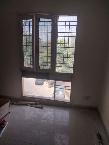 Room in 2 BHK Villa at RWA Apartments Sector 41, Sector 41 – for Rent