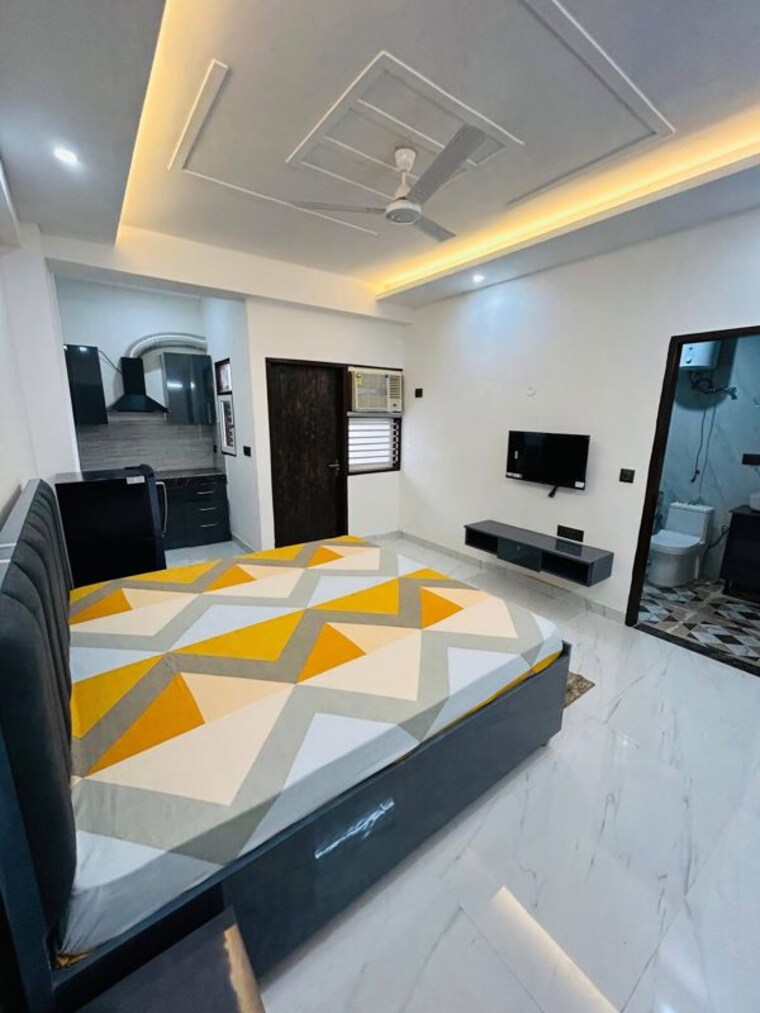 Bedroom, freedom fighters enclave 1 RK 300 Sq.Ft. Builder Floor In Freedom Fighters Enclave Delhi 9751056