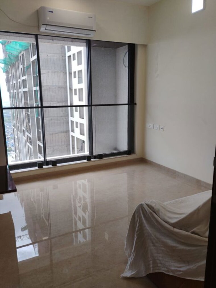 Room, dosti-eastern-bay-phase-2 3 Bedroom 972 Sq.Ft. Apartment In Wadala Mumbai 9750972