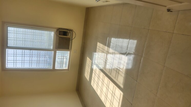 Master Bedroom, tulip-white 3 Bedroom 1326 Sq.Ft. Apartment In Sector 69 Gurgaon 9751086