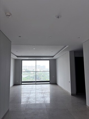 Room in 3 BHK Apartment at Panchshil Towers, Kharadi – for Rent