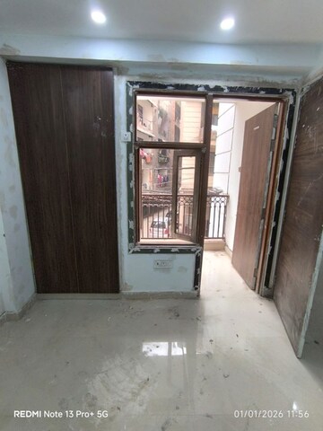 Furnished Amenities in 2 BHK Builder Floor at Saket – for Rent