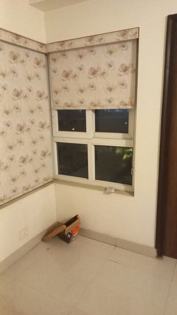 Room in 3 BHK Apartment at Adani Oyster Arcade, Sector 102 – for Rent