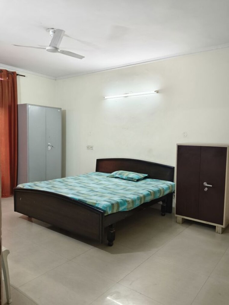 Bedroom, vip road 2 Bedroom 1250 Sq.Ft. Apartment In Vip Road Zirakpur 9751156