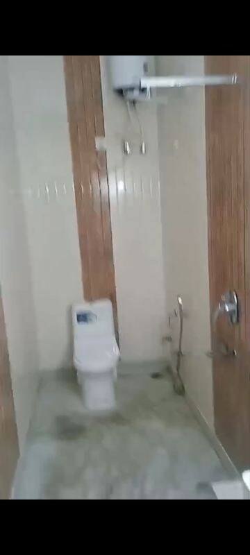 Bathroom in 3 BHK Builder Floor at Sector 26 – for Rent