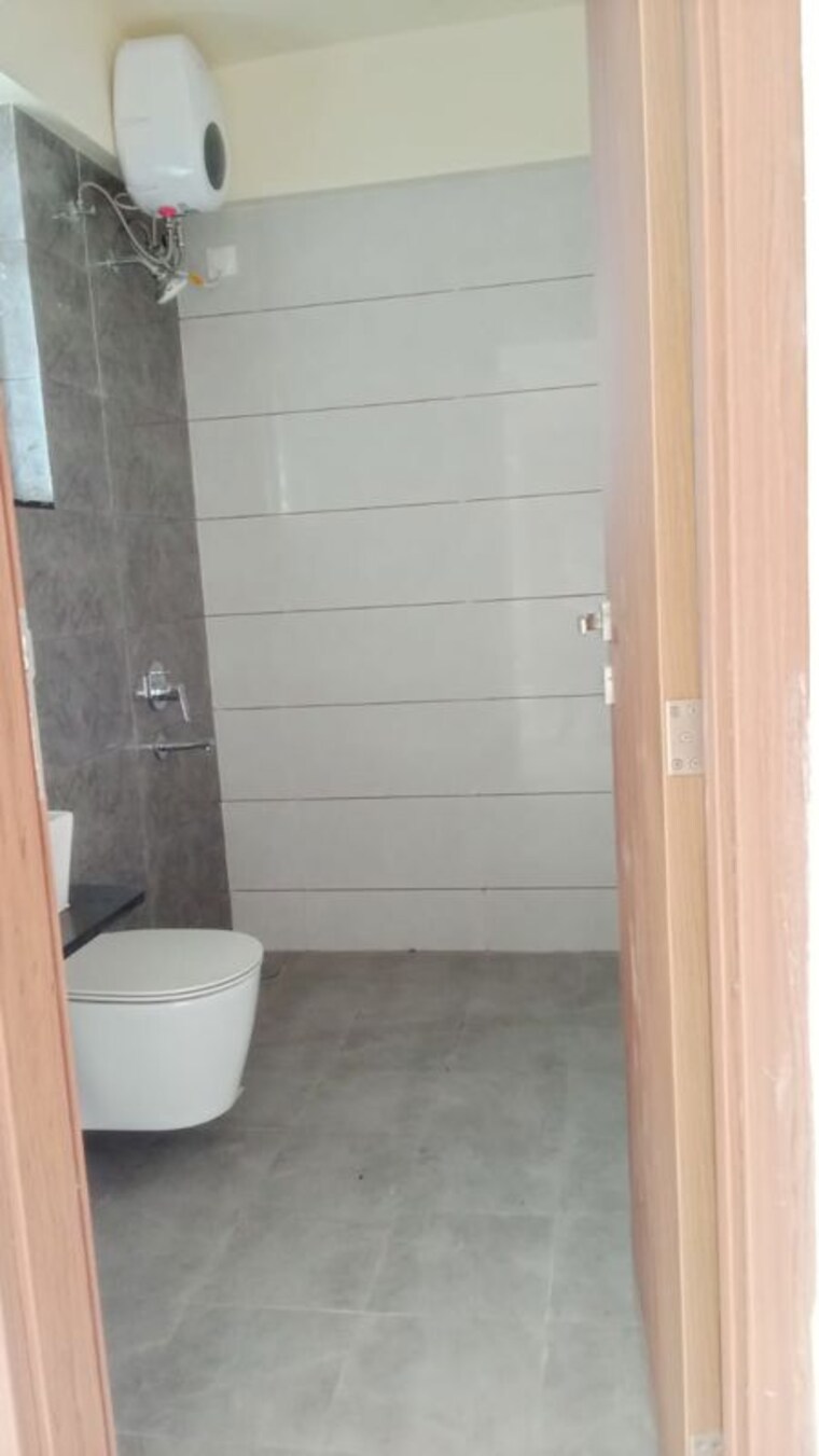 Bathroom, majestique-marbella-phase-1 3 Bedroom 1020 Sq.Ft. Apartment In Kharadi Pune 9751182