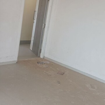 Room in  Office Space at Wadhwa The Gateway, Mulund West – for Rent