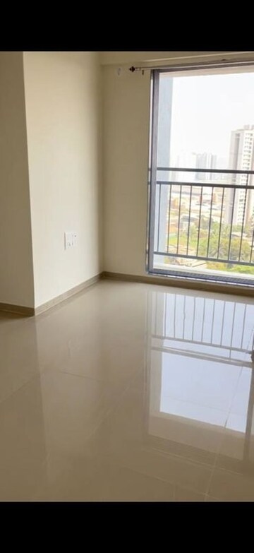 Room in 1 BHK Apartment at Mayfair Residency CHS, Vasai West – for Sale