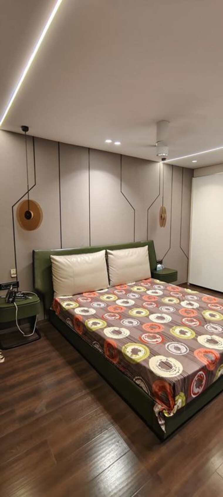 Bedroom, pearls-gateway-tower 6 Bedroom 3265 Sq.Ft. Apartment In Sector 44 Noida 9751228