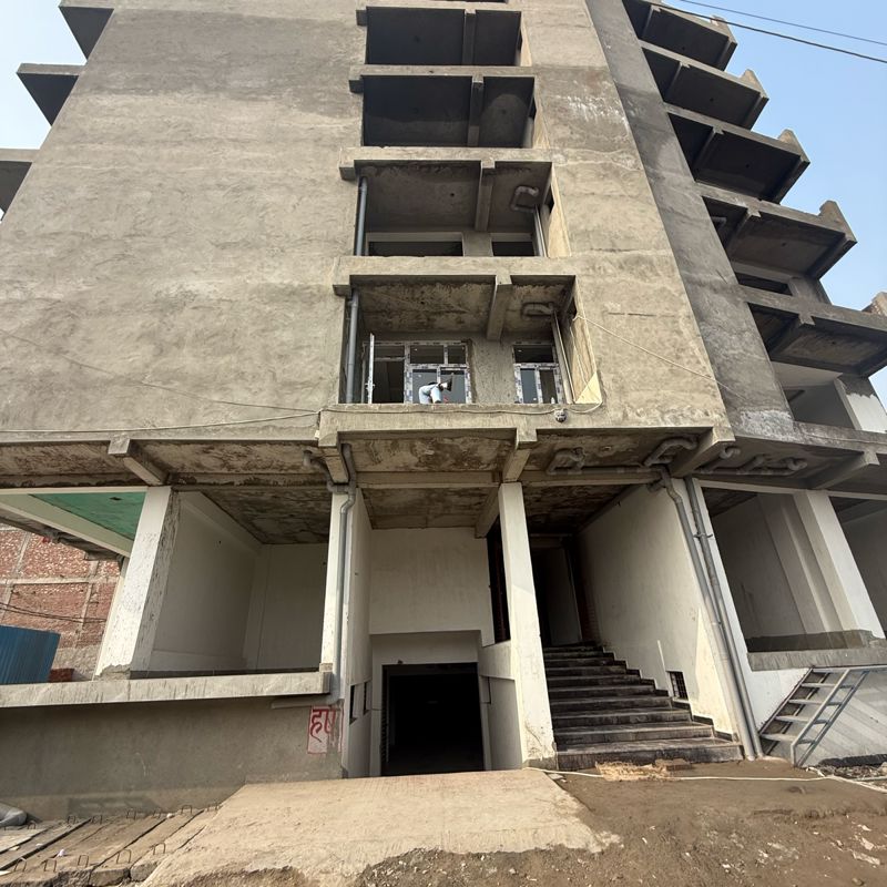 3 BHK Builder Floor For Sale in Sector 81