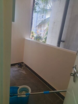 Furnished Amenities in 3 BHK Apartment at Happy Homes Electronic City, Electronic City Phase I – for Rent