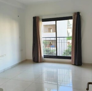 Room in 3 BHK Apartment at Sobha HRC Pristine Bangalore, Amrutahalli – for Rent