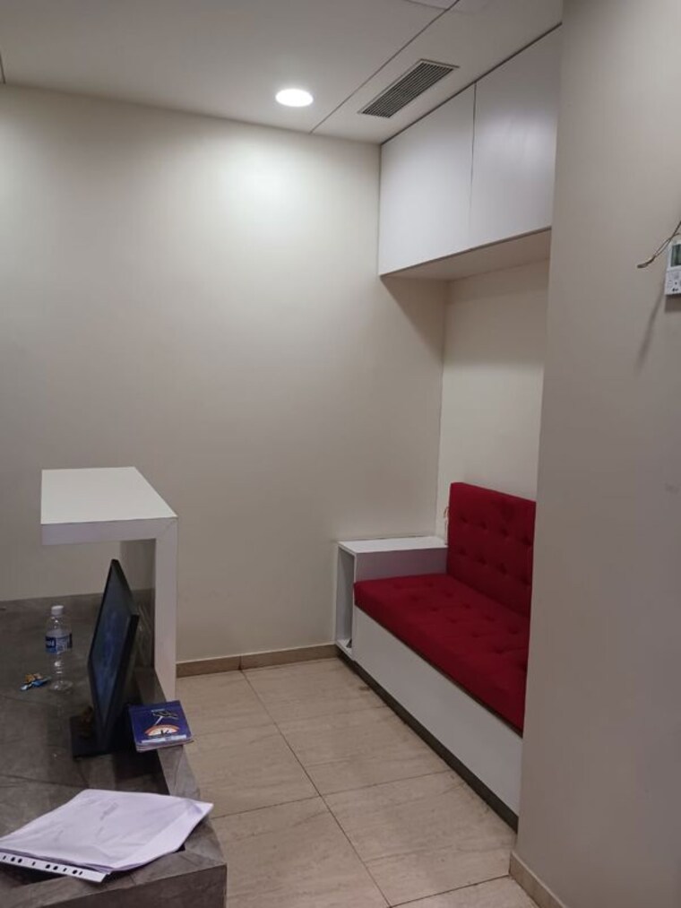 Room, neptune-eastern-business-district Commercial Office Space 700 Sq.Ft. In Bhandup West Mumbai 9751396