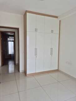 2 BHK + Pooja Room Apartment For Rent in Shriram Luxor