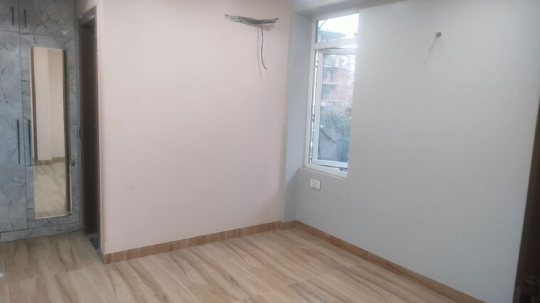 Room, amrapali-silicon-city 3.5 Bedroom 1650 Sq.Ft. Apartment In Sector 76 Noida 9751429