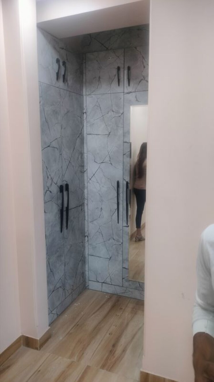 Bathroom, amrapali-silicon-city 3.5 Bedroom 1650 Sq.Ft. Apartment In Sector 76 Noida 9751429