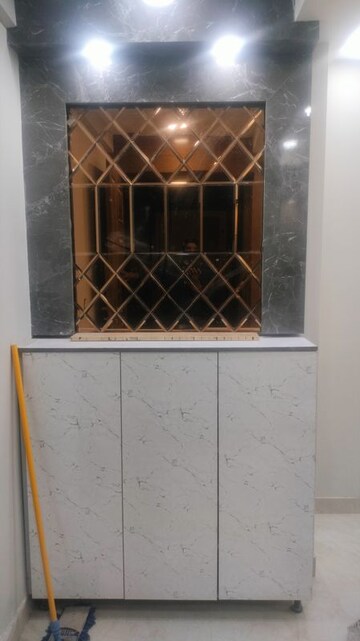 Furnished Amenities in 3.5 BHK Apartment at Amrapali Silicon City, Sector 76 – for Rent