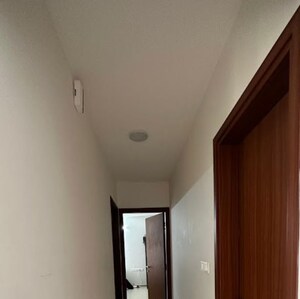 Room in 2 BHK Apartment at Prestige Royale Gardens, Avalahalli – for Rent